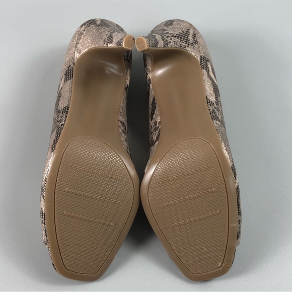 Apostrophe Desiree Women’s Peep Toe Pump Heels Size 8.5M - Picture 9 of 10